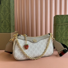 Gucci Hobo Bags